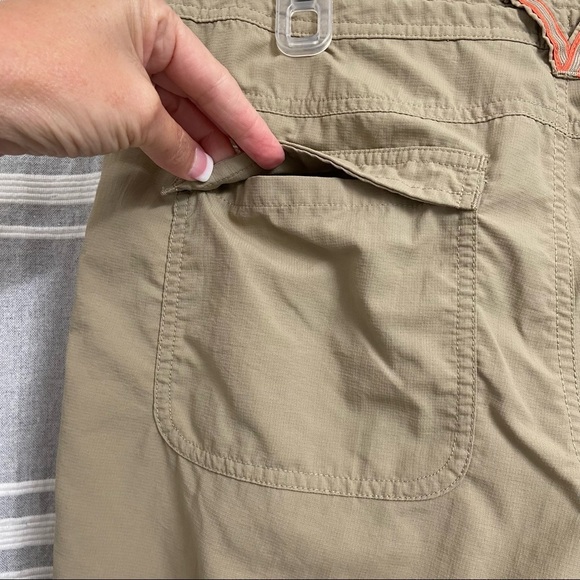 THE NORTH FACE / Roll-up Khakie Shorts Size 10 - Picture 9 of 15